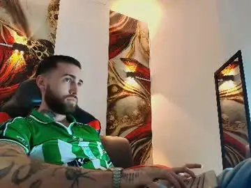 Chaturbate Live Porn of luke_davis01