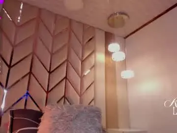Chaturbate Free Live Porn of raven_luxx