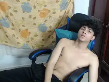 Chaturbate Watch Live Sex Cams of alice_julls