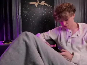 Chaturbate Nude Webcam of curlytwinkboy