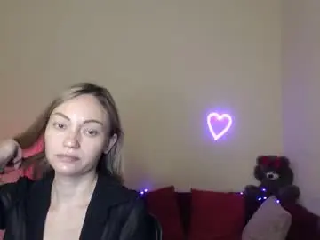 Chaturbate Nude Webcam of mikkey_mouse8