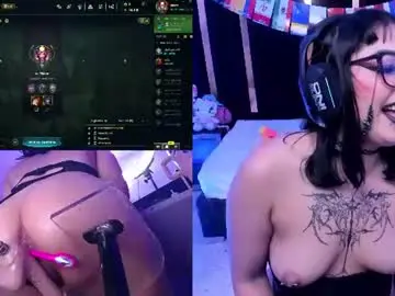 Chaturbate Sex Cam of nyveth
