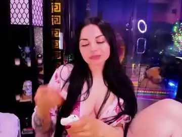 Chaturbate Live Sex Cam of alma_pearl