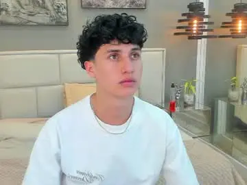 Chaturbate Live Porn of thom_ames