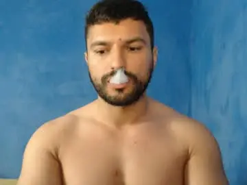 Chaturbate Live Sex Cam of alex_blu