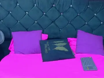 Chaturbate Live Sex of aura_sterling