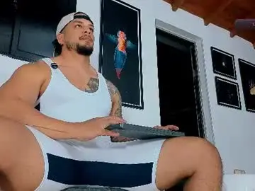 Chaturbate Live Sex Cam of silvabranko