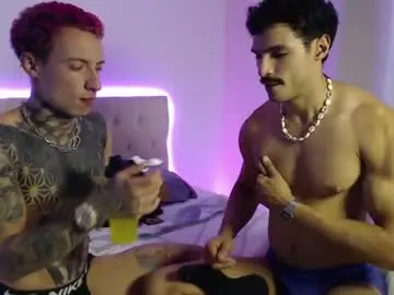 Chaturbate Live Sex Cam of erikcolle