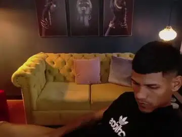 Chaturbate Live Sex Cam of chris_jacks