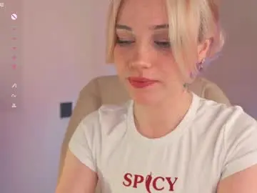 Chaturbate Live Sex Cam of mia_milagros