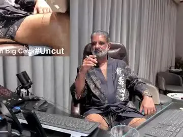 Chaturbate Live Sex Cam of alpha_uk_boss