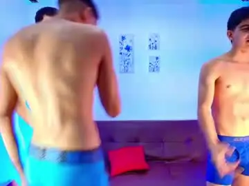 Chaturbate Adult Video Chat of chillbicrew