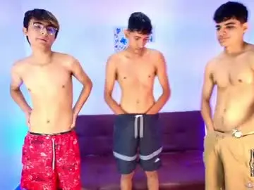 Chaturbate Watch Live Sex Cams of chillbicrew