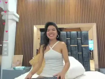 Chaturbate Live Sex Cam of dulce_glamor_