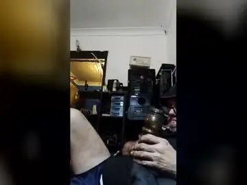 Chaturbate Free Porn Cam of freakyclown727