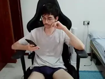 Chaturbate Live Sex Cam of gabrielyxxl