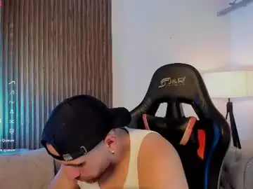 Chaturbate Live Sex of maximo_wolf1