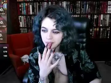 Chaturbate Sex Cam of noellegothicshadow