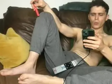 Chaturbate Live Porn of camdoattitude