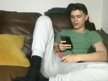 Chaturbate Live Sex Cam of camdoattitude