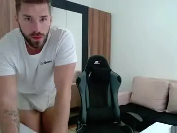 Chaturbate Free Porn Cam of darius_94