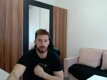 Chaturbate Best live sex cam show of darius_94