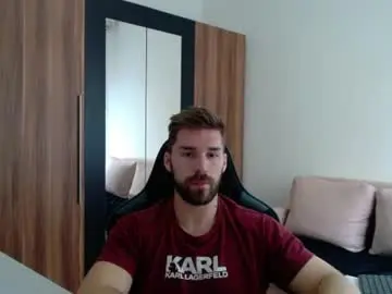 Chaturbate Sex Chat of darius_94