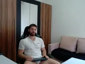 Chaturbate Live Porn of darius_94
