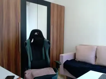 Chaturbate Watch Live Sex Cams of darius_94