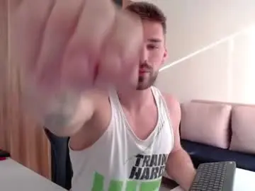 Chaturbate Nude Webcam of darius_94