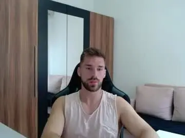 Chaturbate Sex Cam of darius_94