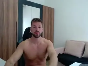 Chaturbate Nude Webcam of darius_94