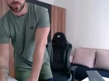 Chaturbate Nude Webcam of darius_94