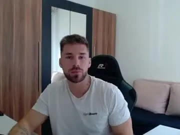 Chaturbate Adult Webcam of darius_94