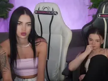 Chaturbate Live Sex of kira0541