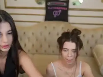 Chaturbate Live Sex of kira0541