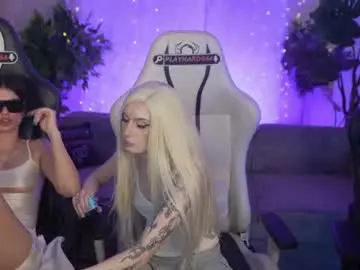 Chaturbate Sex Cam of kira0541