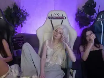 Chaturbate Free Porn Cam of kira0541