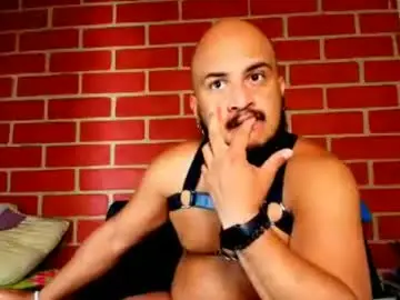 Chaturbate Best live sex cam show of bobby_kbrera