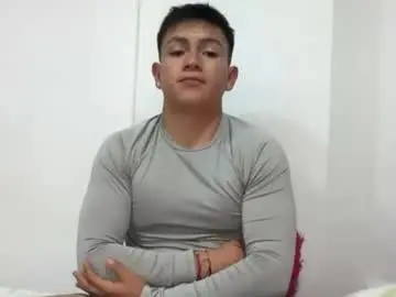 Chaturbate Best live sex cam show of santiagomg_
