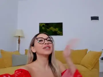 Chaturbate Nude Webcam of emrya
