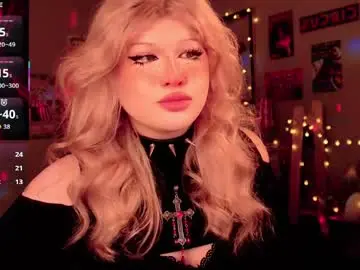 Chaturbate Live Sex Cam of lilithnelson