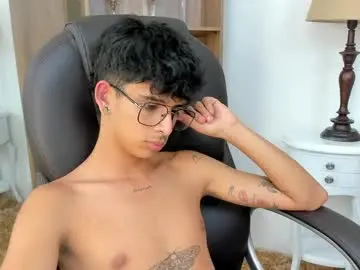 Chaturbate Best live sex cam show of ibratxandy