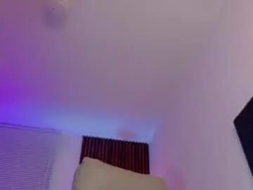Chaturbate Sex Cam of karla_hill_28