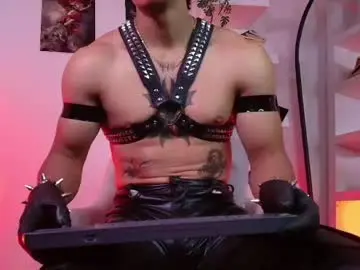 Chaturbate Live Porn of andypalmerr