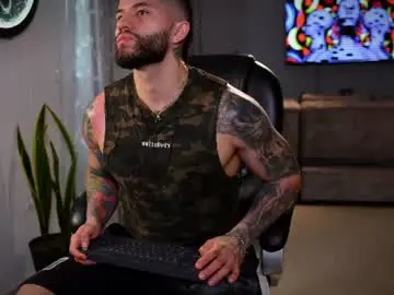 Chaturbate Sex Chat of frankfarrellx