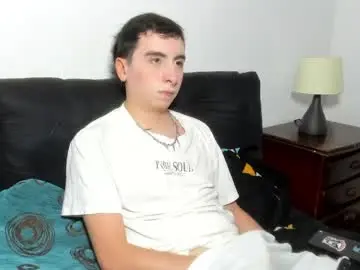 Chaturbate Best live sex cam show of milogm_