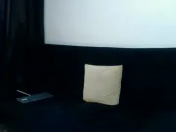 Chaturbate Free Porn Cam of kerlinn2711