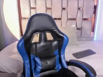 Chaturbate Live Sex Cam of hellenamazing