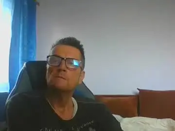 Chaturbate Live Porn of ulmeni4